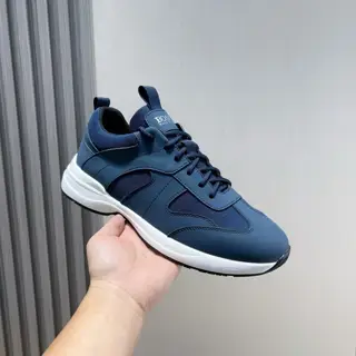 BOSS men’s sports shoes New models from a well-known sports brand are now on sale. They are