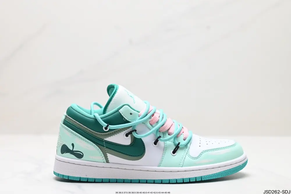 Nike Air Jordan 1 Low Sneakers DC0774-416