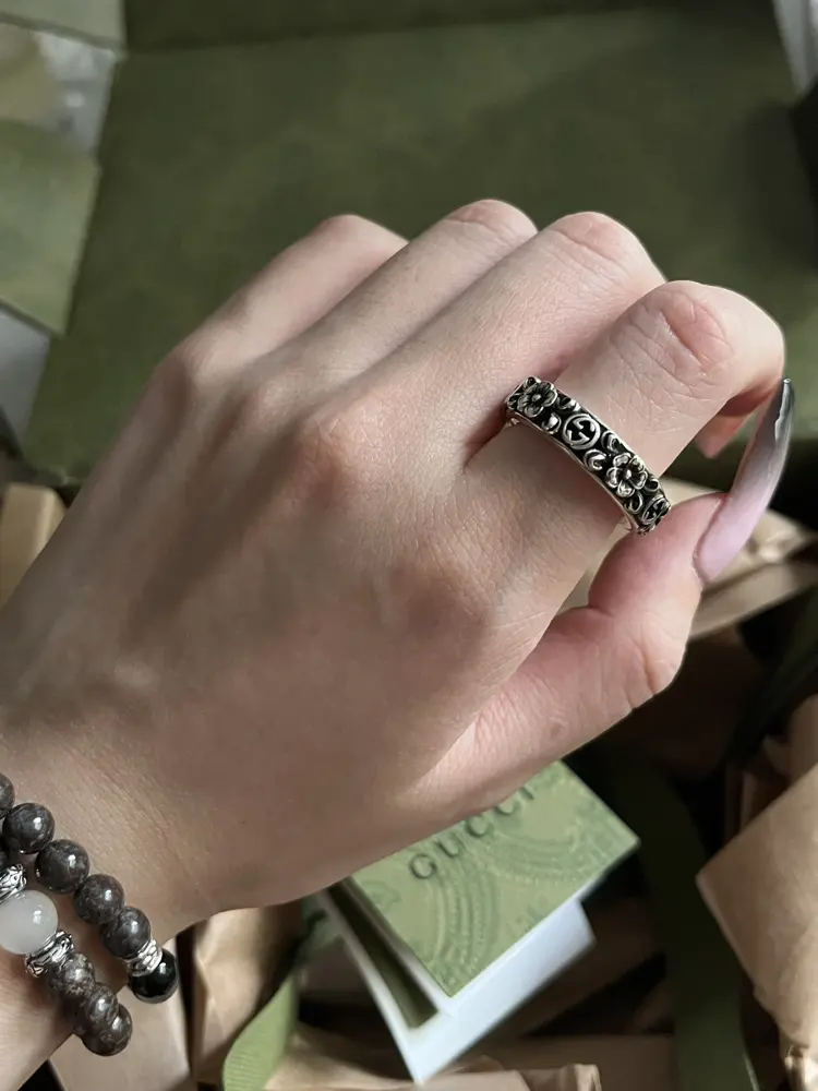 Gucci Interlocking Double G Flower Vintage Ring