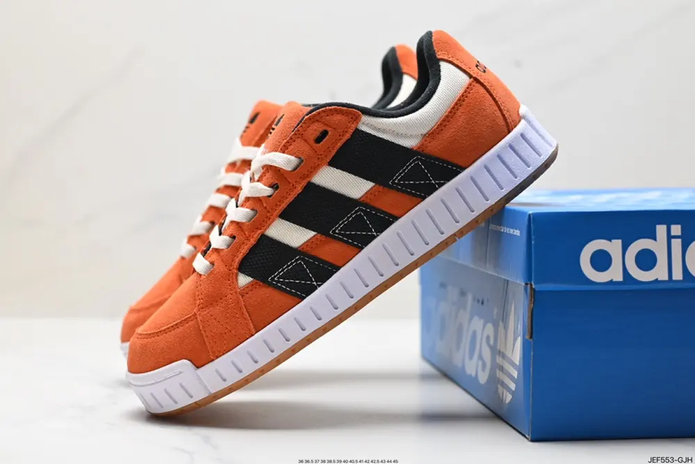 Adidas LWST classic sports skateboard shoes for men and women new adidas official clover LF8801