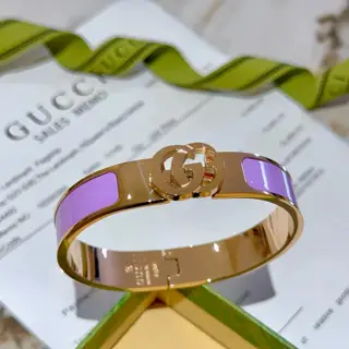 Gucci bracelets are handmade