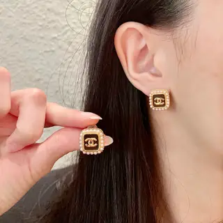 Chanel vintage earrings