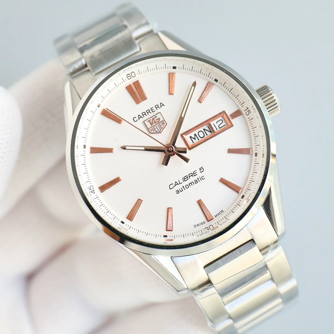 TAG Heuer Carrera