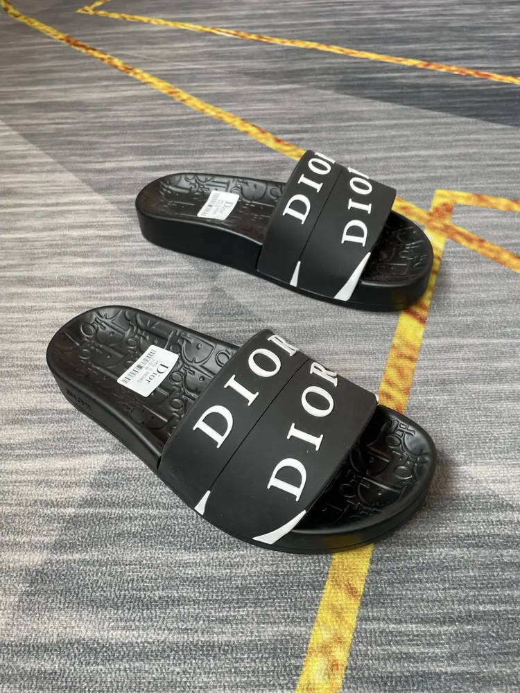 Dior’s new products are a hit in the Year of the Snake