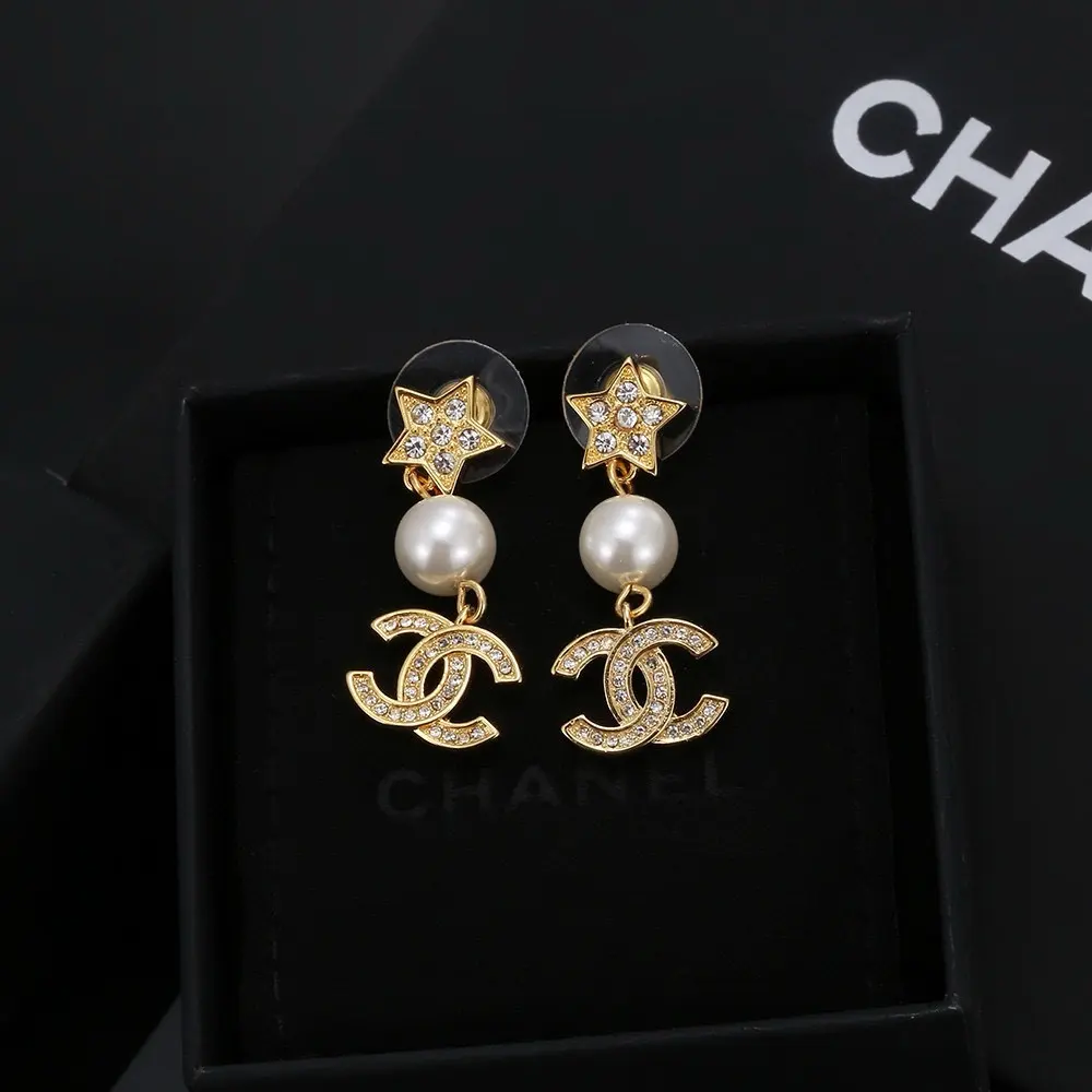 Chanel star earrings