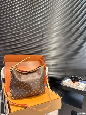 Louis Vuitton Tote
