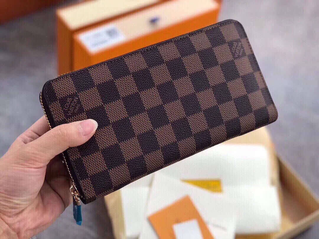 Louis Vuitton Wallet