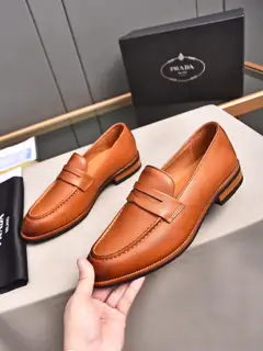 Prada high-end leather shoes