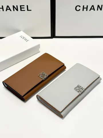Loewe Wallet