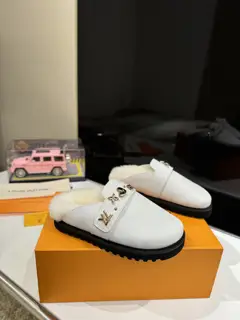 Louis Vuitton furry half-slippers