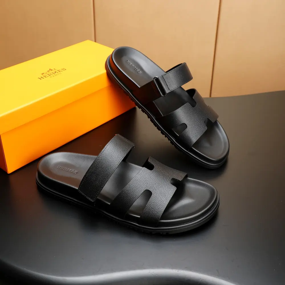 Hermès cowhide H slippers. Paris original flyback mold perfect creation of the highest