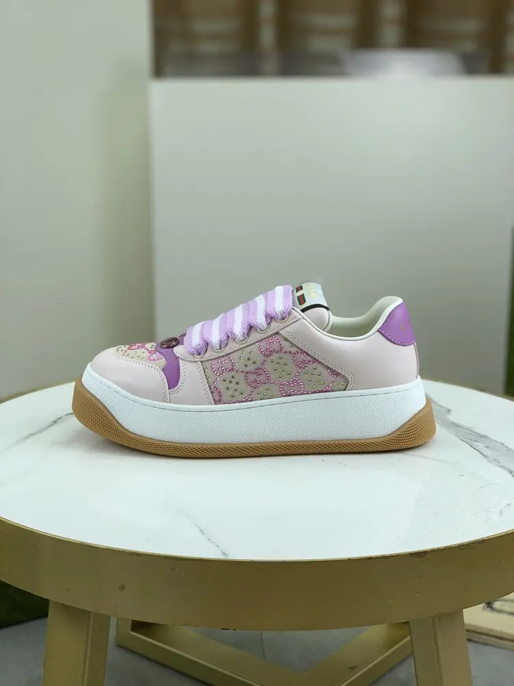 GUCCI low-top sneakers top version