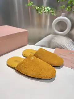 Miu Miu Miu 2024 Summer Half-toe Fur-lined Loafers