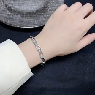 Cartier narrow bracelet Imported fine craftsmanship color preservation 18k High-end