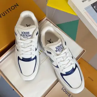 Louis Vuitton Casual Sneakers