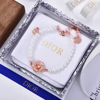DIOR Rose Gold Flower Earrings The same brass material as the counter