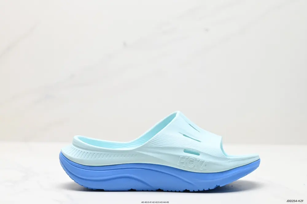 HOKA ONE ORA Recovery Slide 3 sports slippers