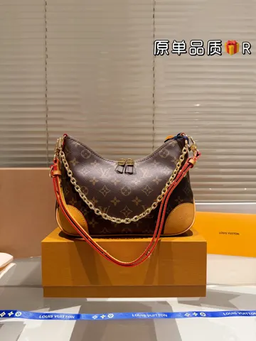 Louis Vuitton Crossbody