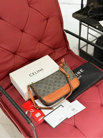 Celine Triomphe