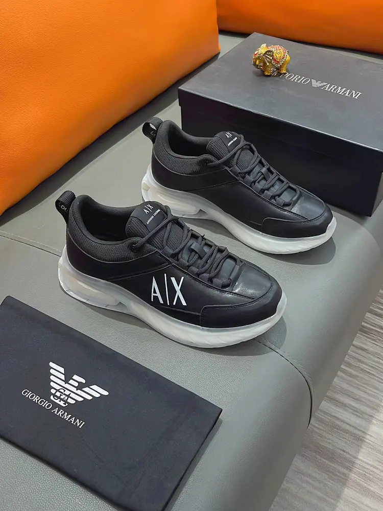Armani casual shoes)