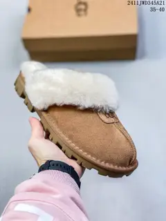 UGG Sangpo sheepskin and fur integrated wool slippers for women