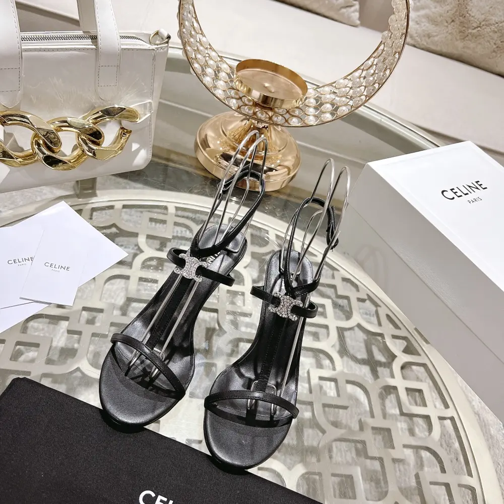 Celine 2024vs Spring Planting Summer Grass The hottest new sandal series