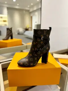 Louis Vuitton show style 6-inch ankle boots