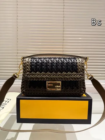 Fendi Baguette