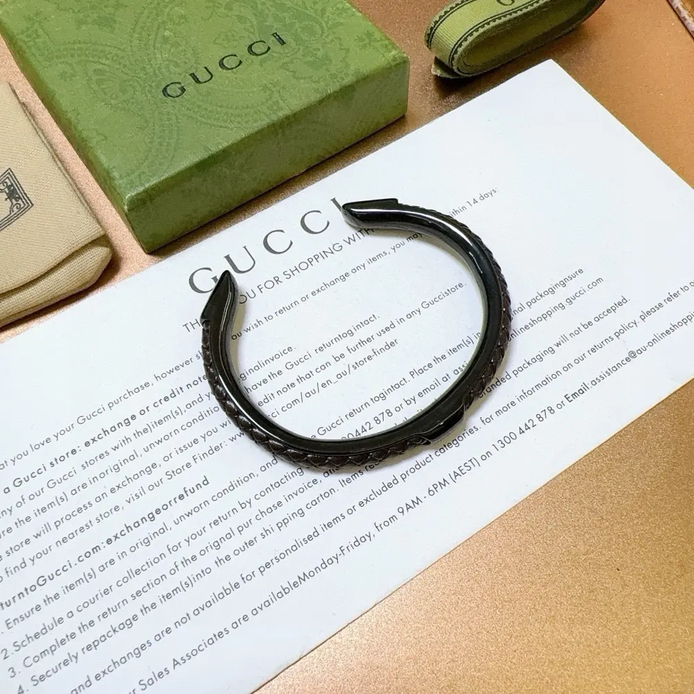 Gucci bracelet