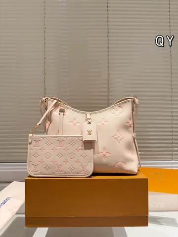 Louis Vuitton Hobo
