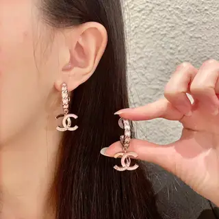 Chanel second-hand earrings