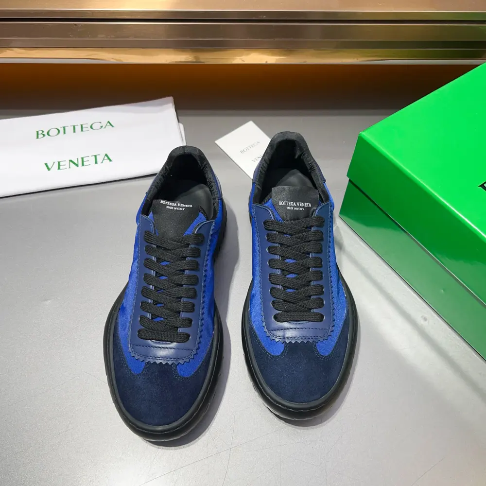 BOTTEGA VENETA fashion classic