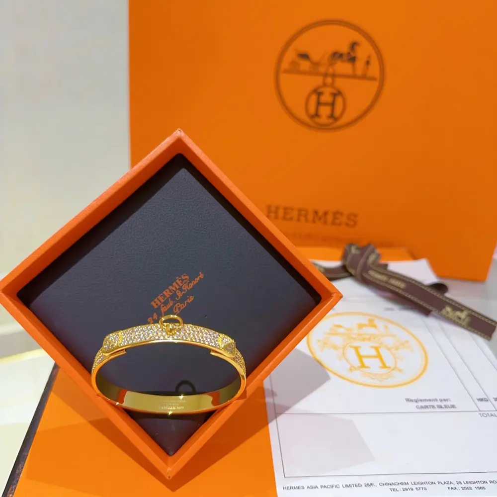 Hermes bracelet Hermes full diamond bracelet is a real test of the craftsman’s