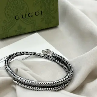 Gucci snake-shaped retro bracelet
