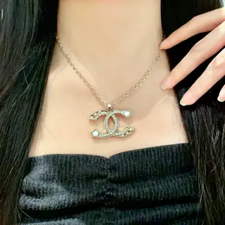 Chanel vintage necklace