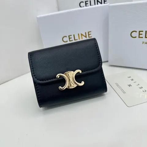 Celine Triomphe