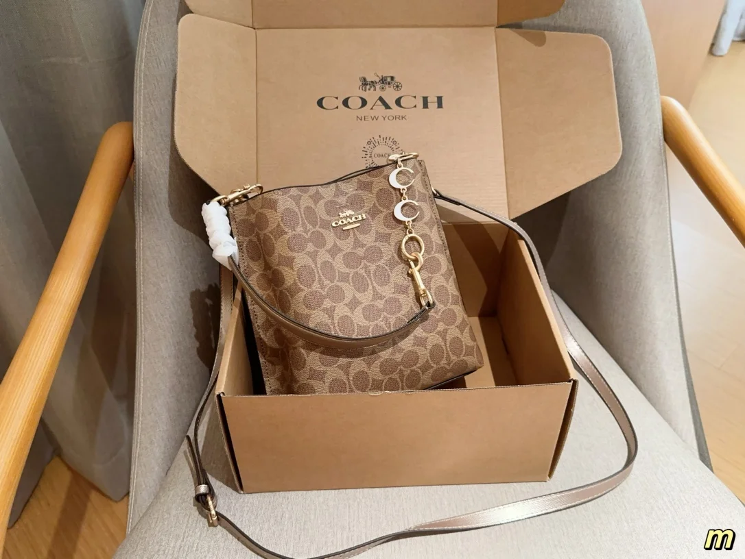 COACH Bucket Bag