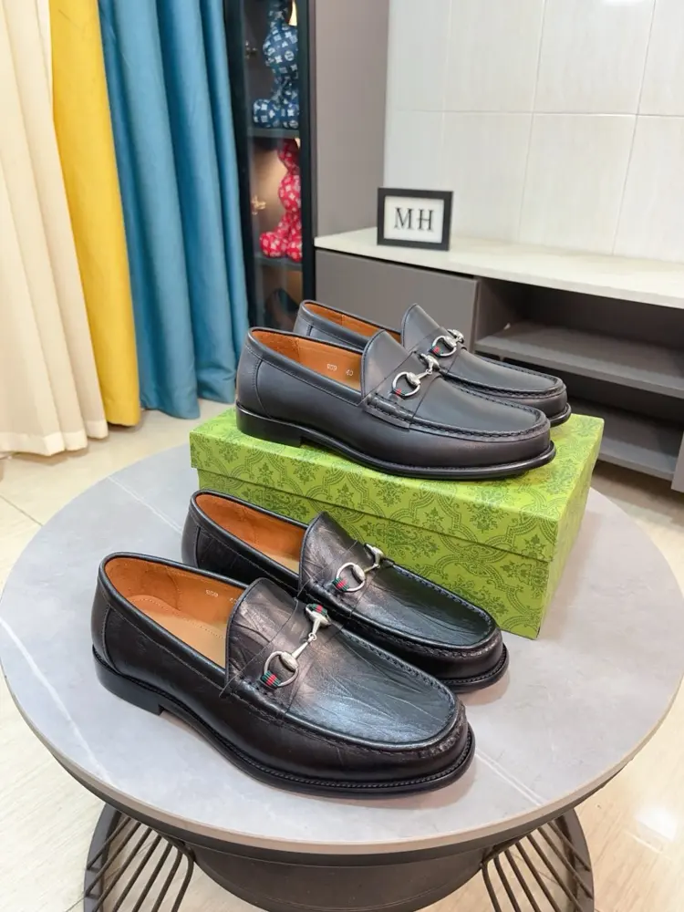 Gucci leather shoes are the most popular classics. The official website is synchronized