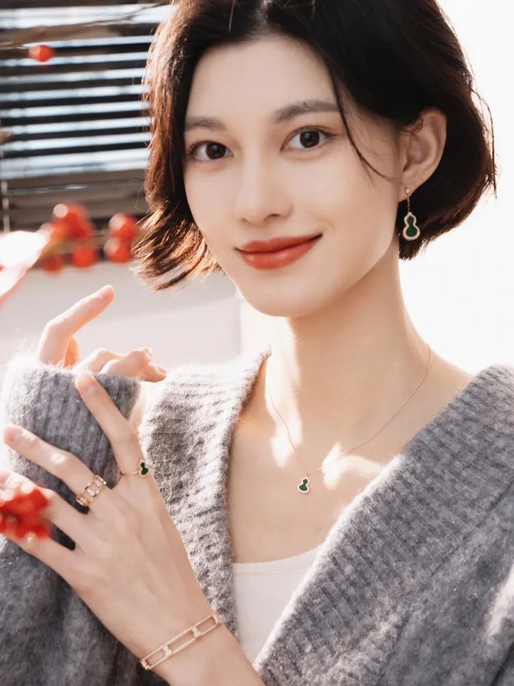 Qeelin gourd ring