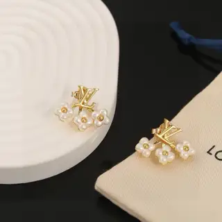 Louis Vuitton letter flower earrings