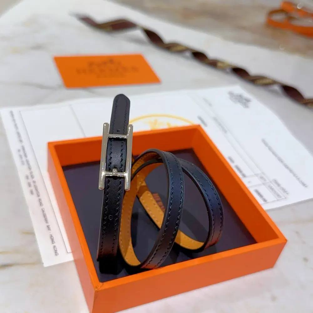 Hermes Latest model of leather bracelet
