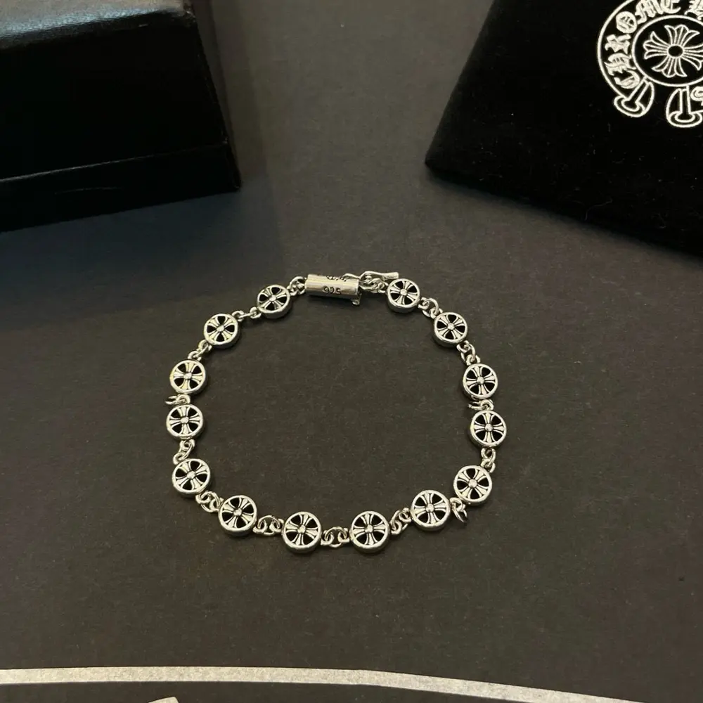 Chrome Hearts Classic Vintage T-shaped Flower Bracelet