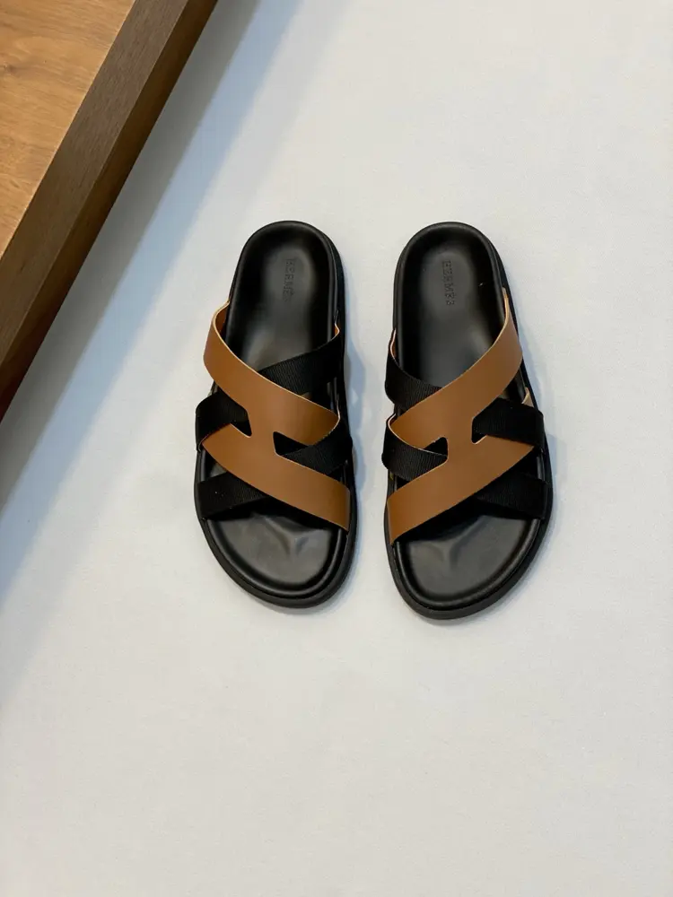 Hermès slippers