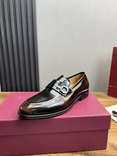 Salvatore Ferragamo men’s business casual leather shoes