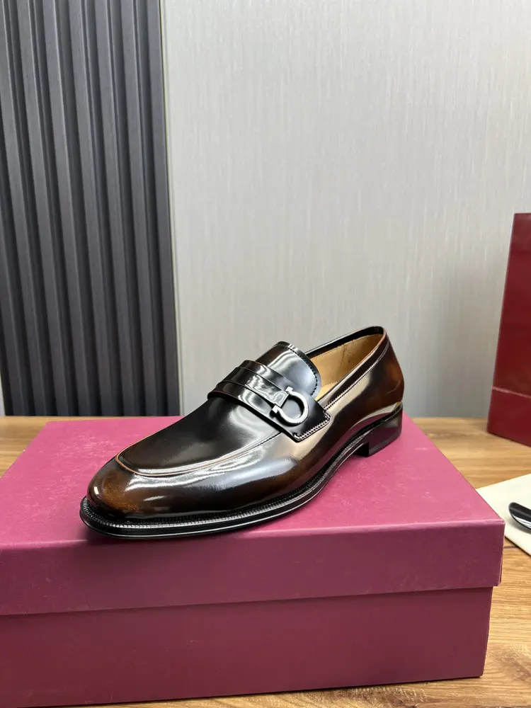 Salvatore Ferragamo men’s business casual leather shoes