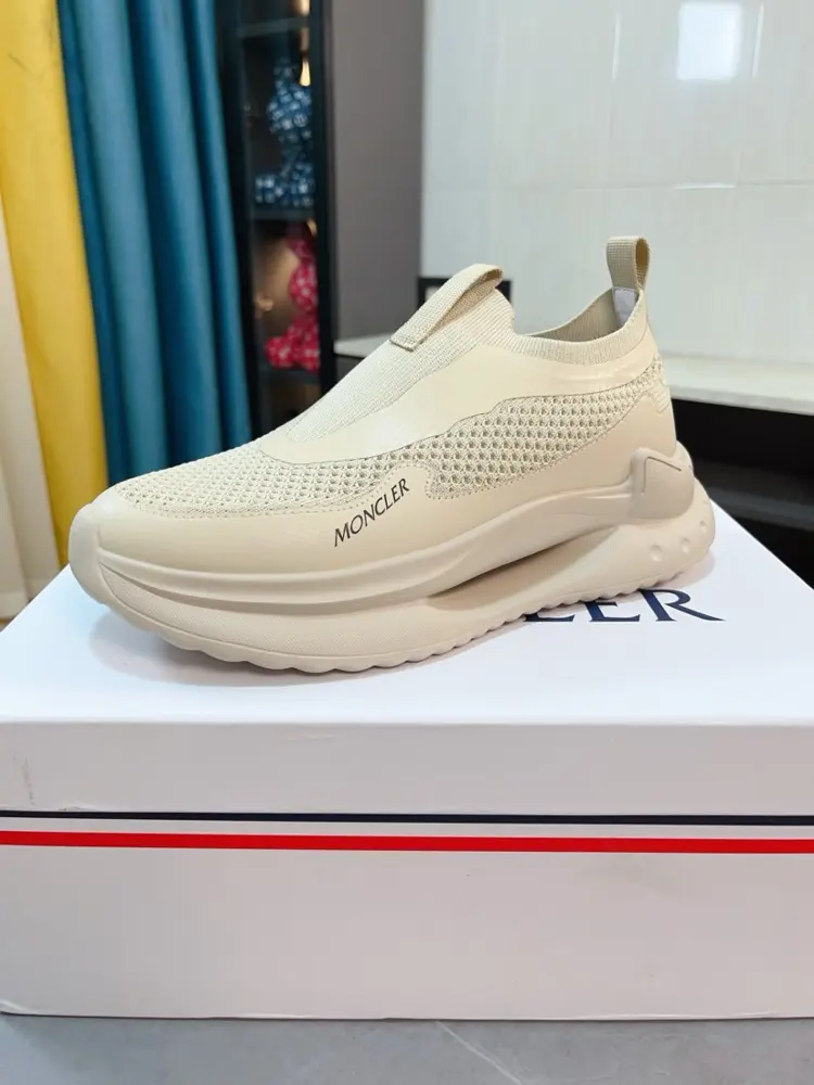 Moncler sports shoes Material: custom calfskin mesh breathable lining leather insole