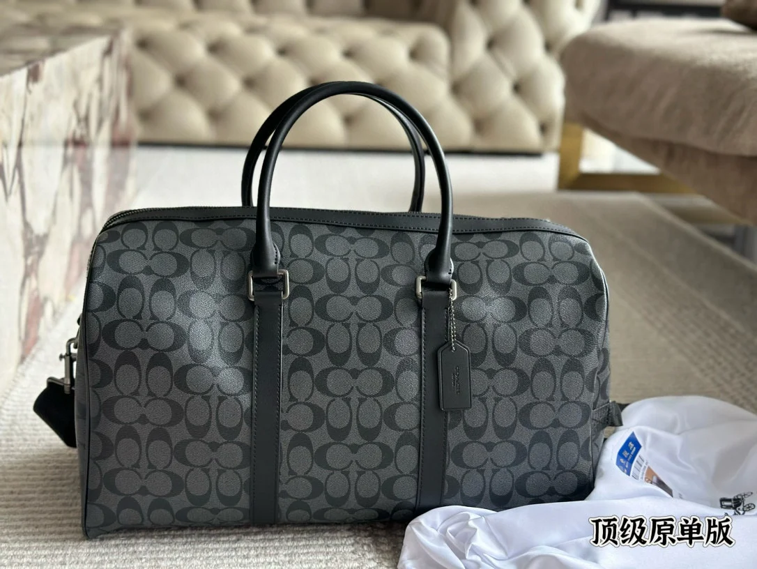COACH Crossbody