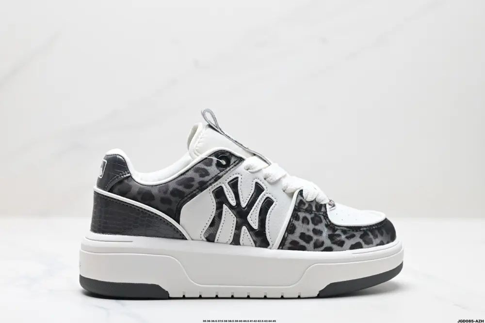 MLB Chunky Liner New York Yankees Senior Shoes Series Low-top Daddy Style Lightweight 3ASXCLE4N