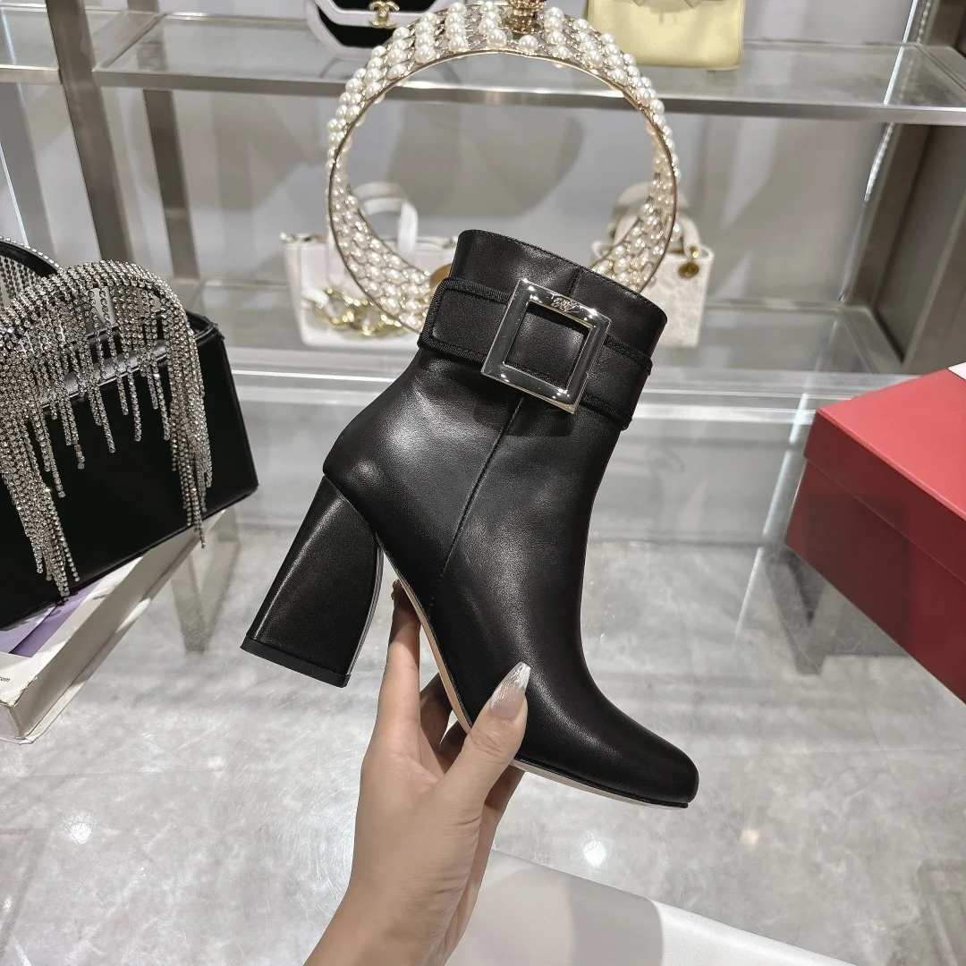 Roger Vivier’s new high-heeled bare boots are here. They are really here. The RV classic