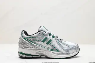 New Balance Paying tribute to the retro luxury sedan M1906RKC